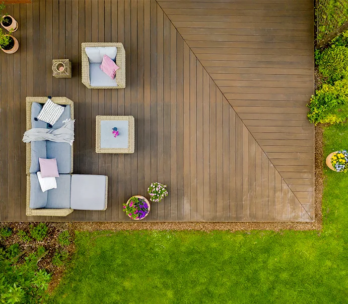 custom outdoor decking Perth services