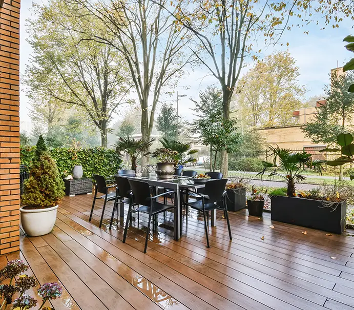 custom outdoor decking perth